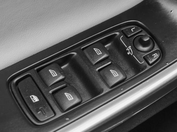 Volvo XC60 I Рестайлинг с пробегом 2014 года, цена 2 200 000 рублей, 181000 км, внедорожник, Автокод Объявления