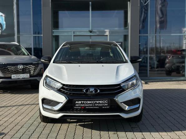 Lada (ВАЗ) Vesta I Рестайлинг (NG) с пробегом 2023 года, цена 1 495 000 рублей, 3811 км, седан, Автокод Объявления