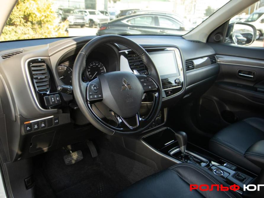 Mitsubishi Outlander III Рестайлинг 3 Москва  - изображение 4