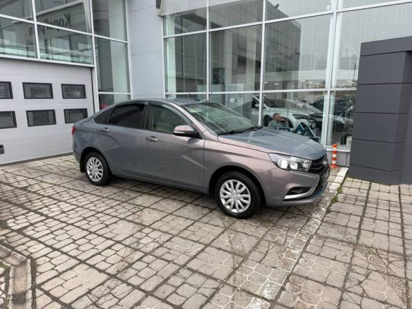 Lada (ВАЗ) Vesta I с пробегом 2017 года, цена 774 000 рублей, 123103 км, седан, Автокод Объявления