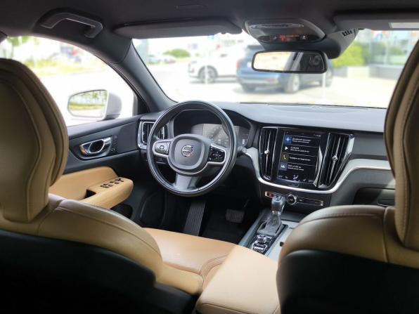 Volvo V60 Cross Country II с пробегом 2019 года, цена 3 050 000 рублей, 161476 км, универсал, Автокод Объявления