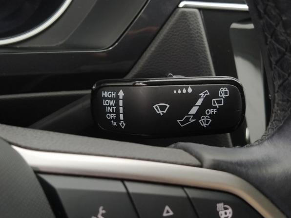 Volkswagen Tiguan II Рестайлинг с пробегом 2021 года, цена 2 600 000 рублей, 67651 км, внедорожник, Автокод Объявления