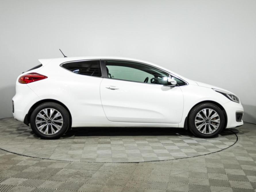 Kia Ceed II Рестайлинг Санкт-Петербург  - изображение 4