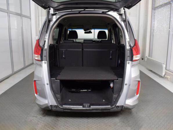 Honda Freed II с пробегом 2017 года, цена 1 495 995 рублей, 119114 км, компактвэн, Автокод Объявления