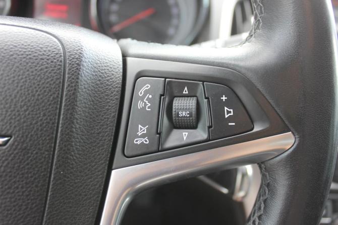 Opel Astra J с пробегом 2010 года, цена 537 000 рублей, 225554 км, хэтчбек, Автокод Объявления