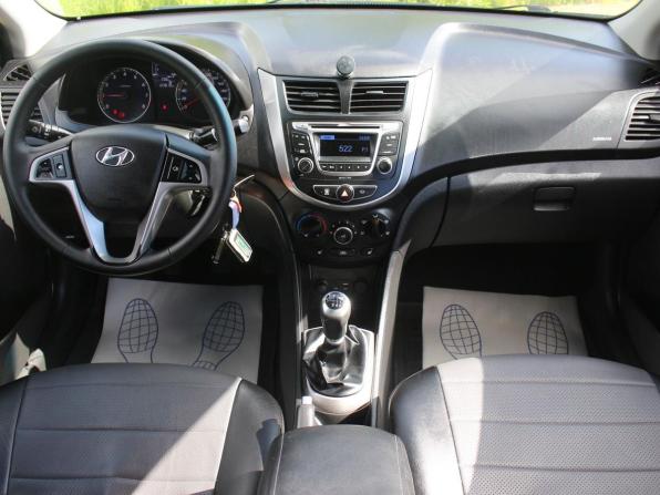 Hyundai Solaris I Рестайлинг с пробегом 2015 года, цена 899 000 рублей, 123814 км, седан, Автокод Объявления