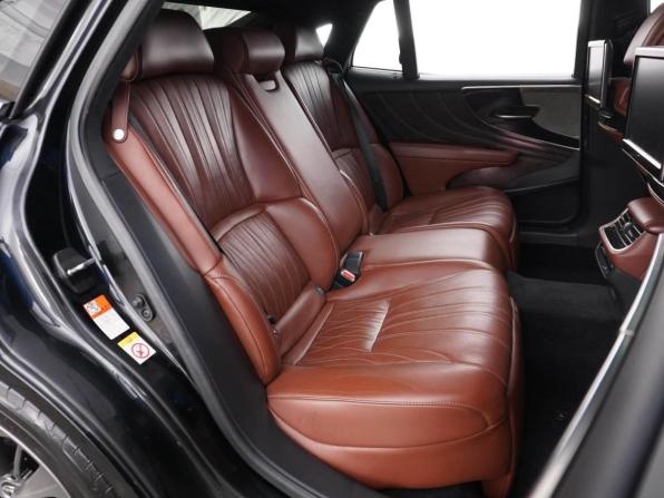 Lexus LS V с пробегом 2018 года, цена 3 900 055 рублей, 193769 км, седан, Автокод Объявления