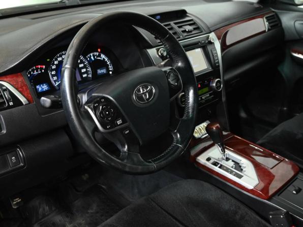 Toyota Camry VII (XV50) с пробегом 2013 года, цена 1 850 000 рублей, 212283 км, седан, Автокод Объявления