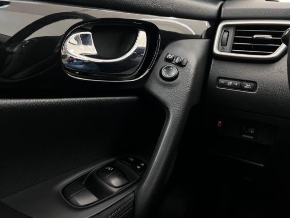 Nissan Qashqai II Рестайлинг с пробегом 2018 года, цена 1 350 000 рублей, 145778 км, внедорожник, Автокод Объявления