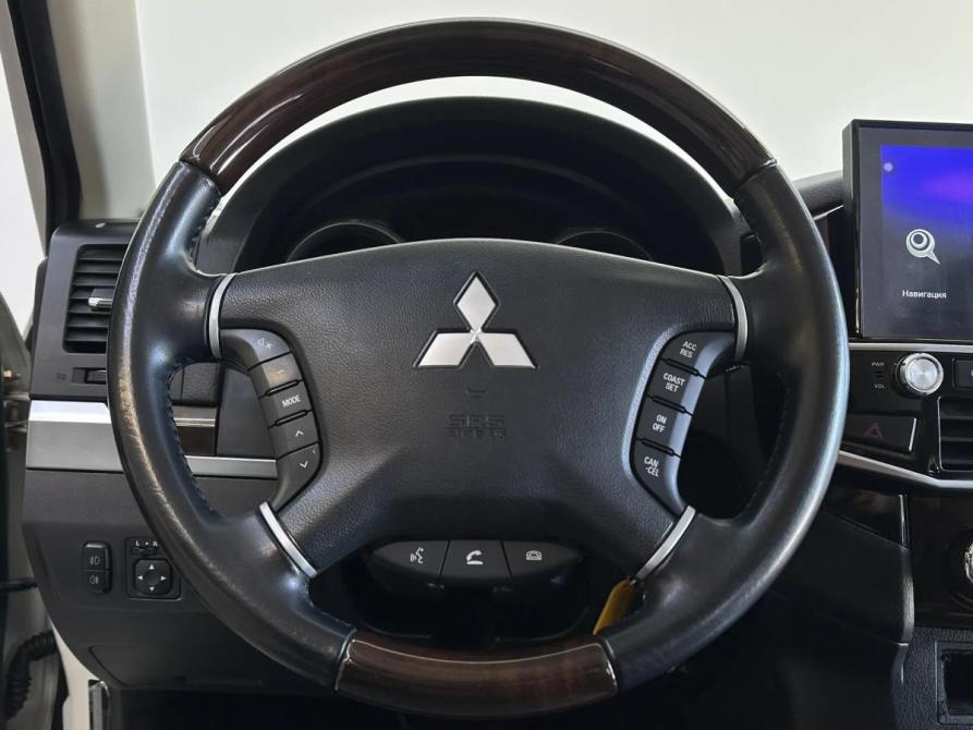 Mitsubishi Pajero IV Рестайлинг 2 Барнаул  - изображение 12