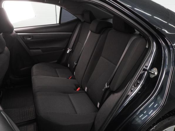 Toyota Corolla XI (E160 E170 E180) с пробегом 2015 года, цена 1 349 000 рублей, 145632 км, седан, Автокод Объявления