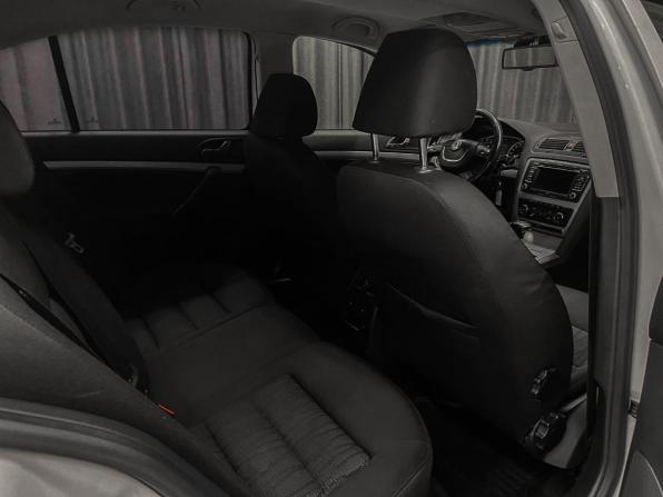 Skoda Octavia II (A5) Рестайлинг с пробегом 2012 года, цена 849 000 рублей, 199000 км, лифтбек, Автокод Объявления
