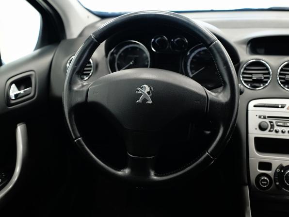 Peugeot 308 I Рестайлинг с пробегом 2012 года, цена 571 000 рублей, 124928 км, хэтчбек, Автокод Объявления
