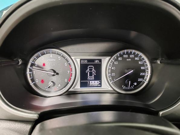 Suzuki Vitara II с пробегом 2017 года, цена 1 325 000 рублей, 202687 км, внедорожник, Автокод Объявления