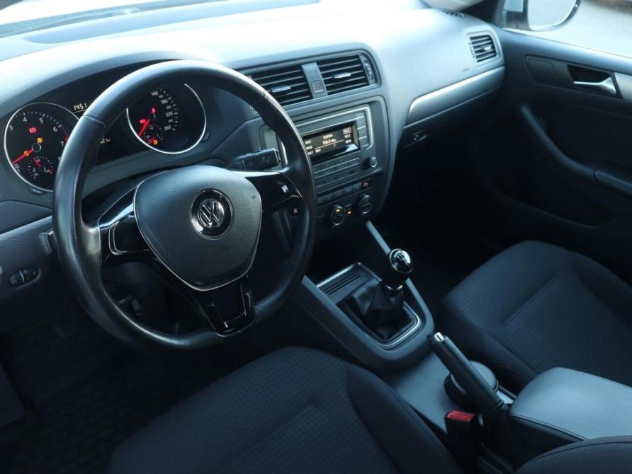Volkswagen Jetta VI Рестайлинг Казань  - изображение 5
