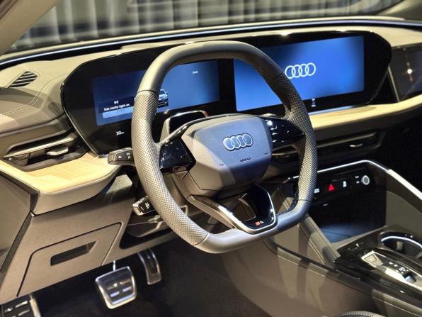 Audi Q5 III с пробегом 2025 года, цена 6 990 000 рублей, 10 км, внедорожник, Автокод Объявления