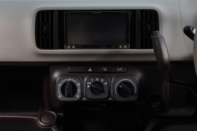 Toyota Passo II (C30) с пробегом 2013 года, цена 769 000 рублей, 75502 км, хэтчбек, Автокод Объявления