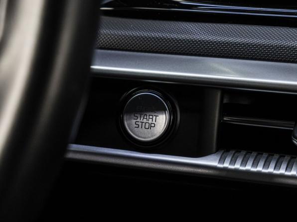 Kia K5 III с пробегом 2023 года, цена 3 089 000 рублей, 27594 км, седан, Автокод Объявления