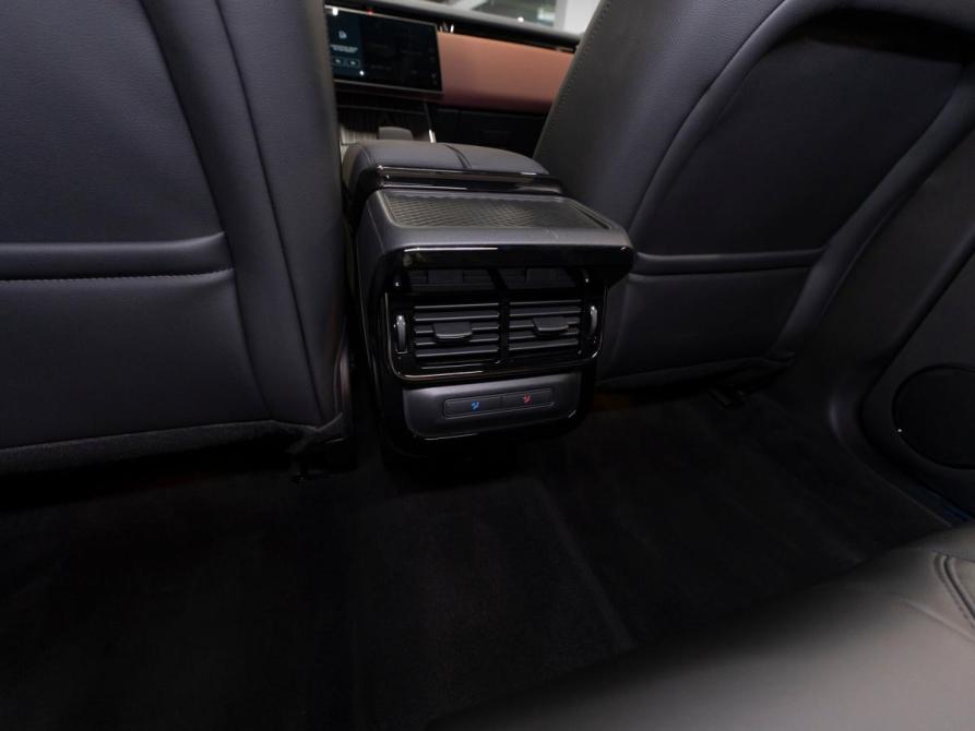 Land Rover Range Rover Evoque II Рестайлинг Москва  - изображение 14