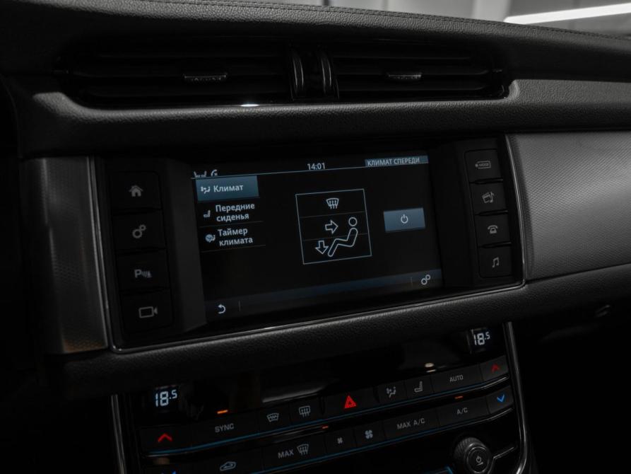 Jaguar XF II Москва  - изображение 19