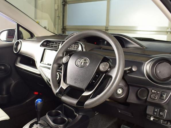 Toyota Aqua I Рестайлинг 2 с пробегом 2018 года, цена 1 340 995 рублей, 65167 км, хэтчбек, Автокод Объявления