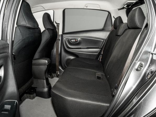 Toyota Vitz III (XP130) Рестайлинг с пробегом 2015 года, цена 749 500 рублей, 179996 км, хэтчбек, Автокод Объявления