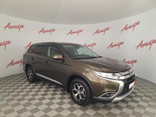 Mitsubishi Outlander III Рестайлинг 3 с пробегом 2018 года, цена 1 799 000 рублей, 158208 км, внедорожник, Автокод Объявления