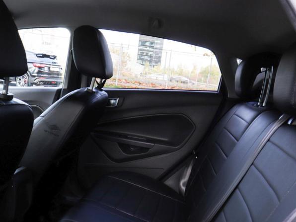 Ford Fiesta Mk6 Рестайлинг с пробегом 2015 года, цена 647 000 рублей, 237830 км, хэтчбек, Автокод Объявления