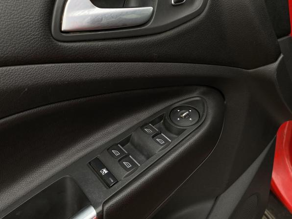 Ford Kuga II с пробегом 2014 года, цена 889 000 рублей, 219352 км, внедорожник, Автокод Объявления