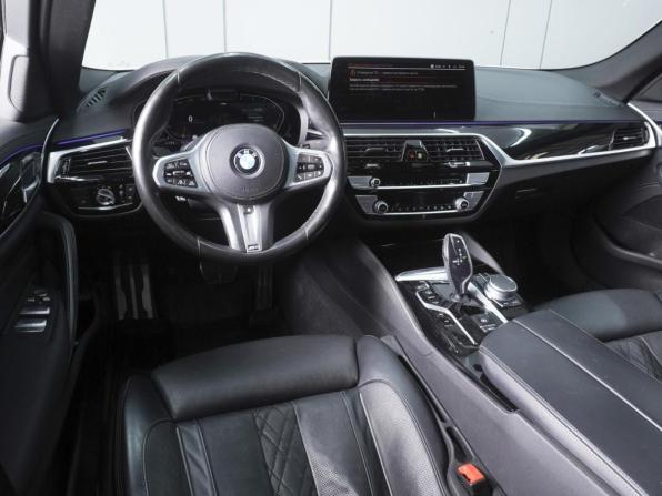 BMW 5 серии VII (G30/G31/G38) Рестайлинг с пробегом 2021 года, цена 4 599 000 рублей, 102338 км, седан, Автокод Объявления