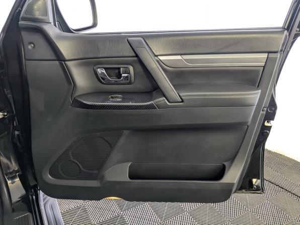 Mitsubishi Pajero IV Рестайлинг 2 с пробегом 2014 года, цена 2 450 000 рублей, 140494 км, внедорожник, Автокод Объявления