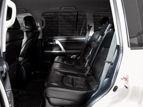 Toyota Land Cruiser 200 Series Рестайлинг 1 с пробегом 2013 года, цена 4 400 000 рублей, 191721 км, внедорожник, Автокод Объявления