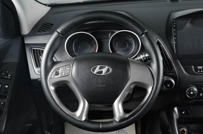 Hyundai ix35 I Рестайлинг с пробегом 2014 года, цена 1 399 000 рублей, 156062 км, внедорожник, Автокод Объявления