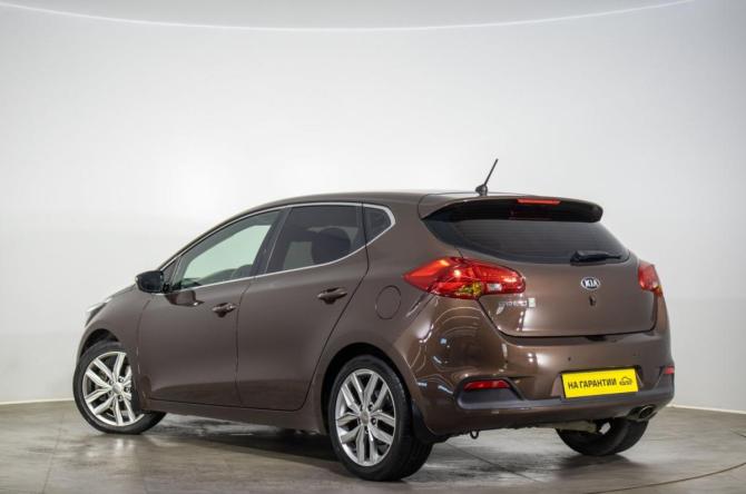 Kia Ceed II с пробегом 2014 года, цена 1 329 000 рублей, 172000 км, хэтчбек, Автокод Объявления