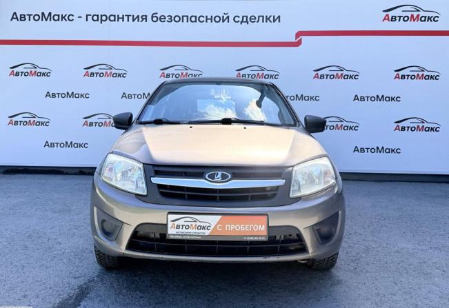 Lada (ВАЗ) Granta I с пробегом 2017 года, цена 450 000 рублей, 174000 км, седан, Автокод Объявления