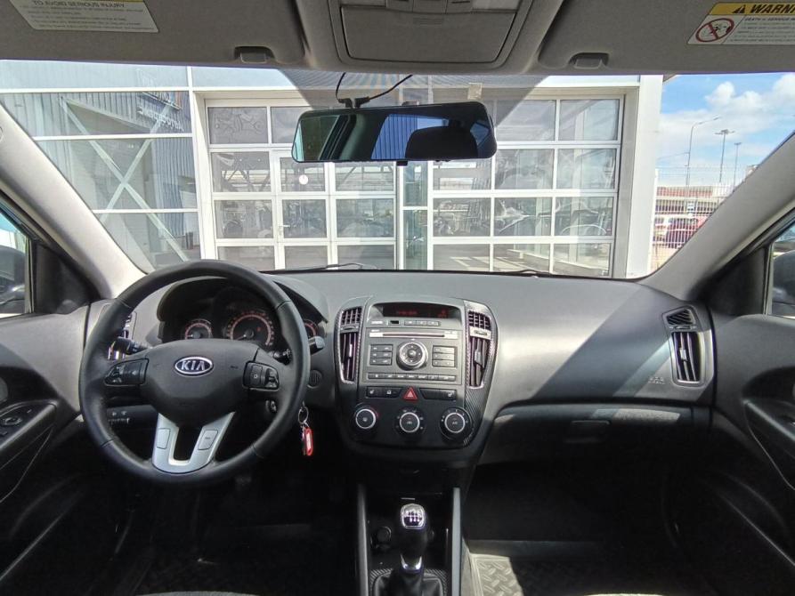Kia Ceed I Рестайлинг Санкт-Петербург  - изображение 13