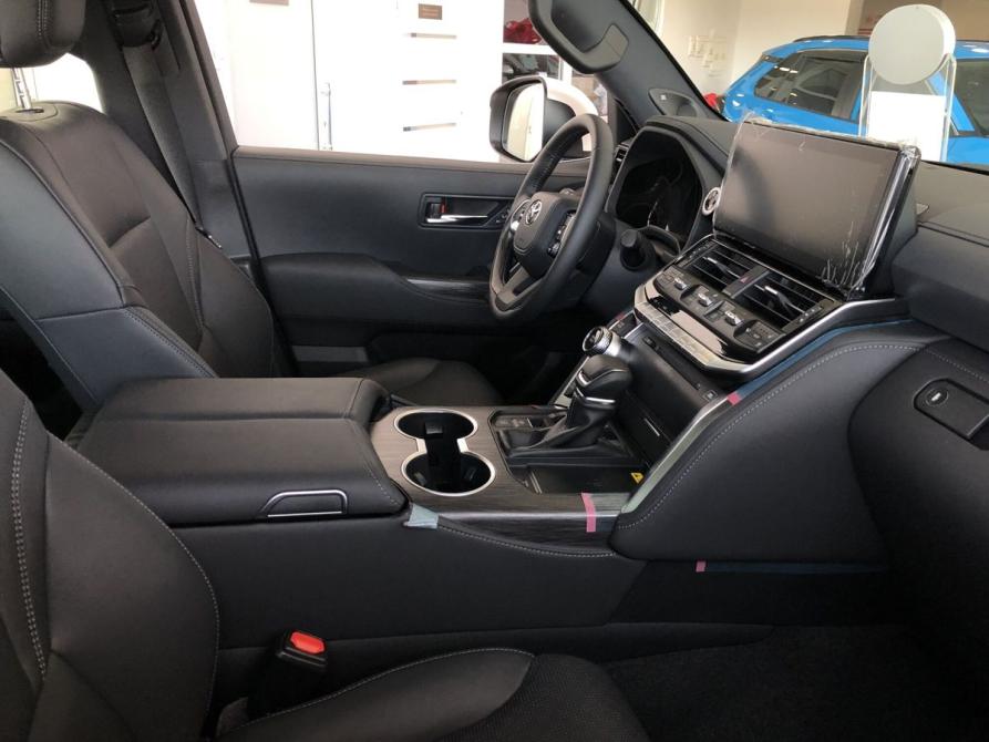 Toyota Land Cruiser 300 Series Москва  - изображение 11
