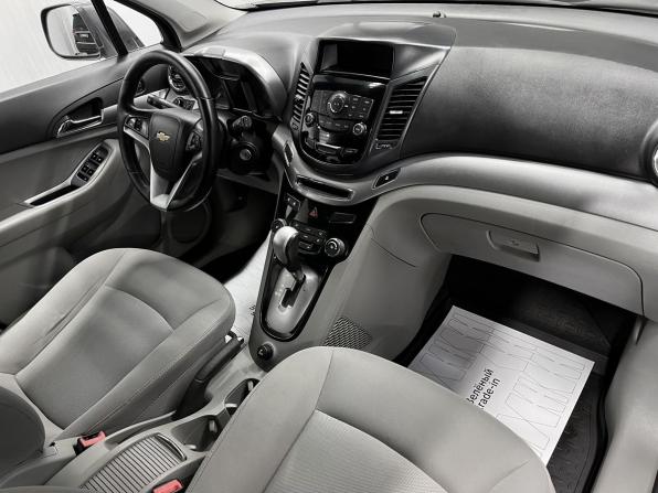 Chevrolet Orlando I с пробегом 2012 года, цена 1 090 000 рублей, 177375 км, компактвэн, Автокод Объявления