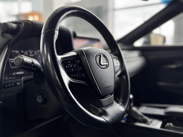 Lexus ES VII с пробегом 2020 года, цена 3 594 000 рублей, 124542 км, седан, Автокод Объявления