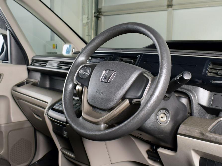 Honda Stepwgn V Кемерово  - изображение 8