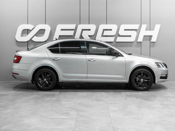 Skoda Octavia III (A7) Рестайлинг с пробегом 2018 года, цена 1 879 000 рублей, 109279 км, лифтбек, Автокод Объявления