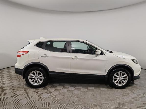 Nissan Qashqai II с пробегом 2018 года, цена 1 525 000 рублей, 161744 км, внедорожник, Автокод Объявления