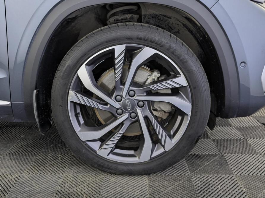 Geely Monjaro I Москва  - изображение 12