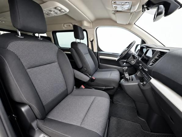 Peugeot Traveller I с пробегом 2019 года, цена 2 140 000 рублей, 200770 км, минивэн, Автокод Объявления