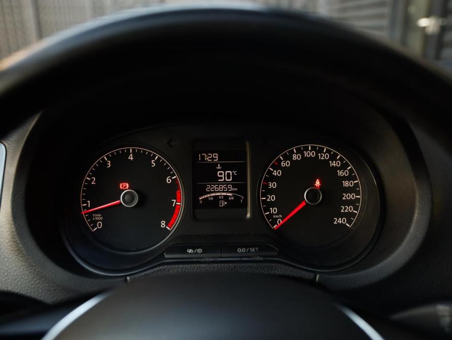 Volkswagen Polo V Рестайлинг Санкт-Петербург  - изображение 15
