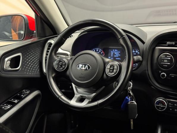 Kia Soul III с пробегом 2019 года, цена 1 639 000 рублей, 100000 км, хэтчбек, Автокод Объявления