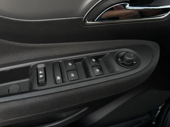 Opel Mokka I с пробегом 2014 года, цена 1 179 000 рублей, 107284 км, внедорожник, Автокод Объявления