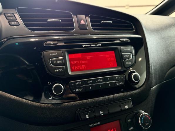 Kia Ceed II с пробегом 2013 года, цена 920 000 рублей, 206000 км, хэтчбек, Автокод Объявления