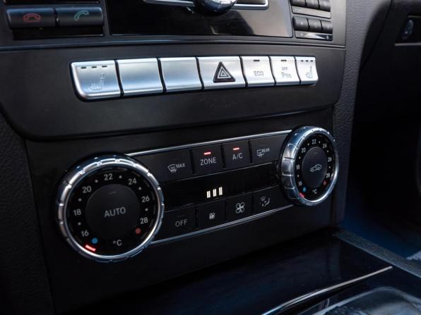 Mercedes-Benz C-Класс III (W204) Рестайлинг с пробегом 2012 года, цена 1 299 000 рублей, 202199 км, седан, Автокод Объявления