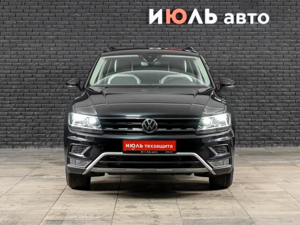 Volkswagen Tiguan II с пробегом 2019 года, цена 3 200 000 рублей, 75760 км, внедорожник, Автокод Объявления